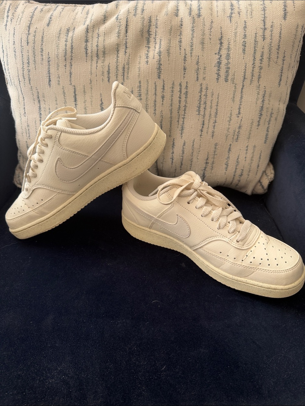 Nike Off-White Low-Top Sneakers